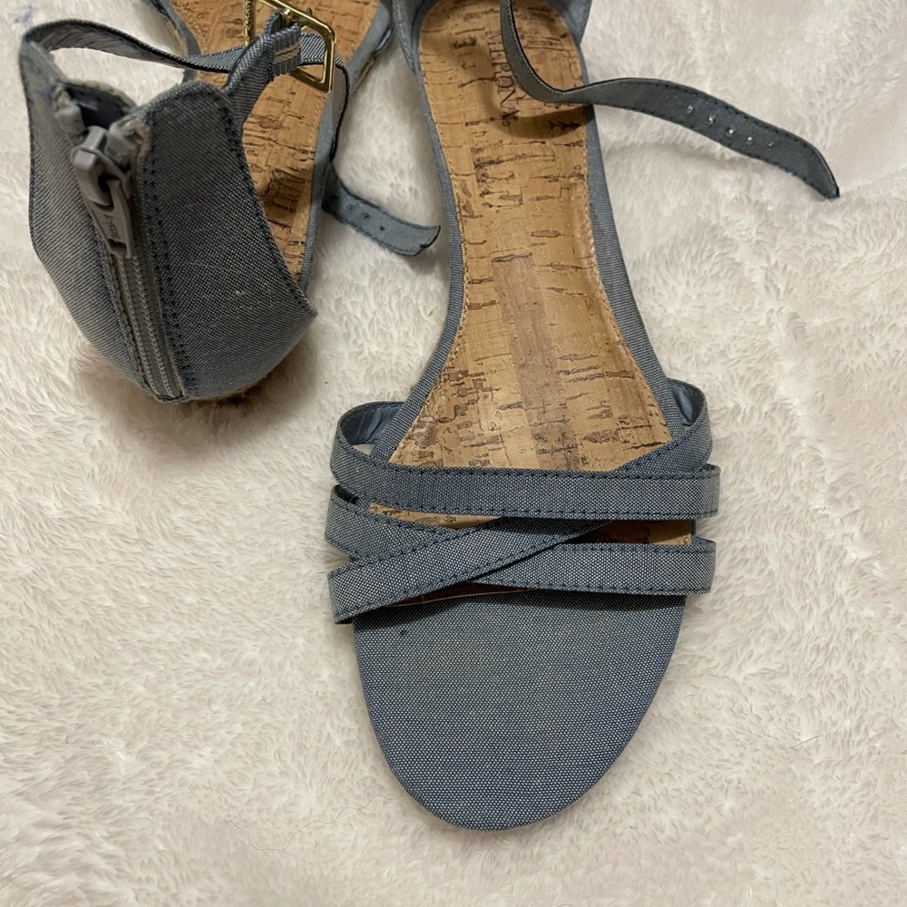 Sandals - Picture 2 of 2